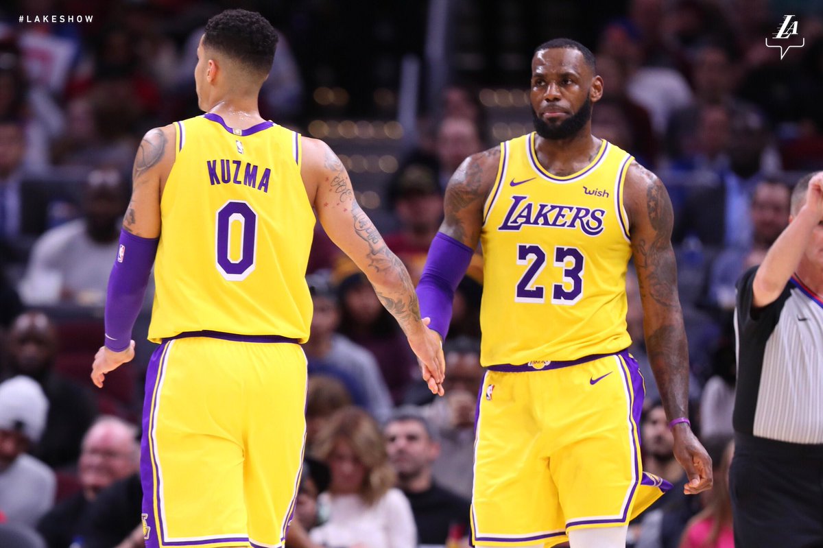 上海高校滑 上海高校滑