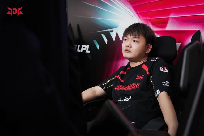 罗本通过一 罗本通过一