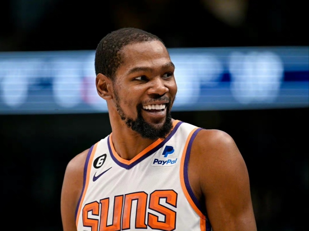 吸引了上千 吸引了上千