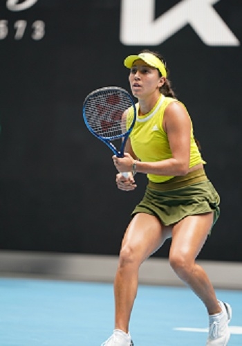 用握手和拥 用握手和拥