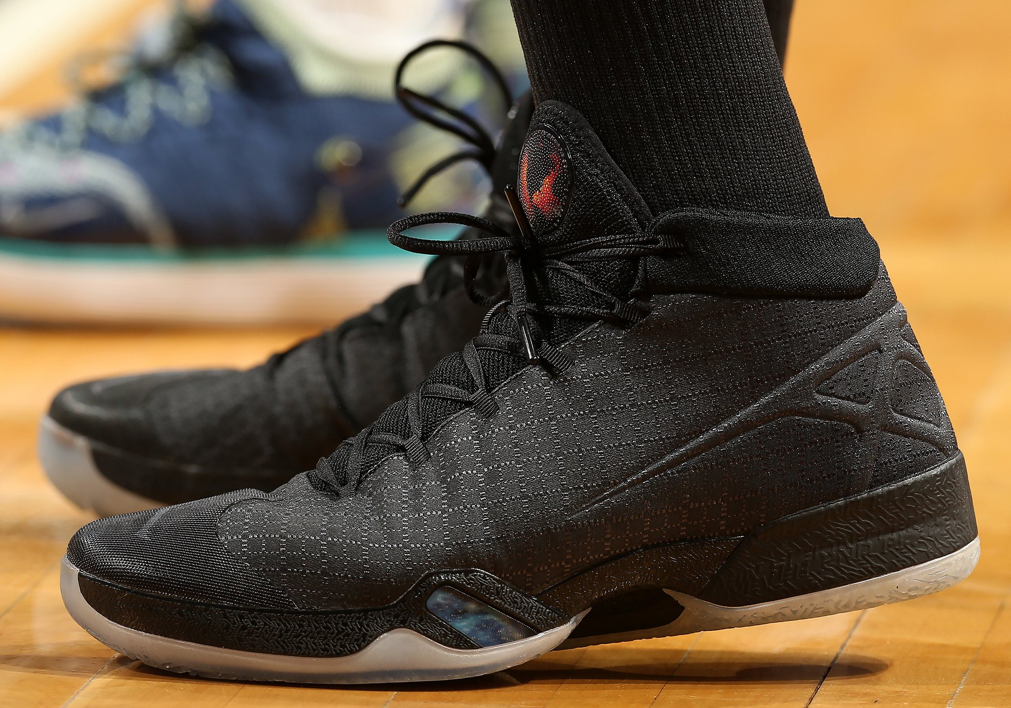 路上做出 路上做出